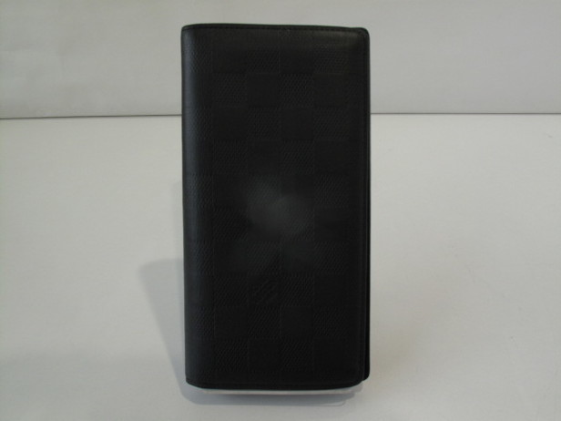 ポルトフォイユ・ブラザ