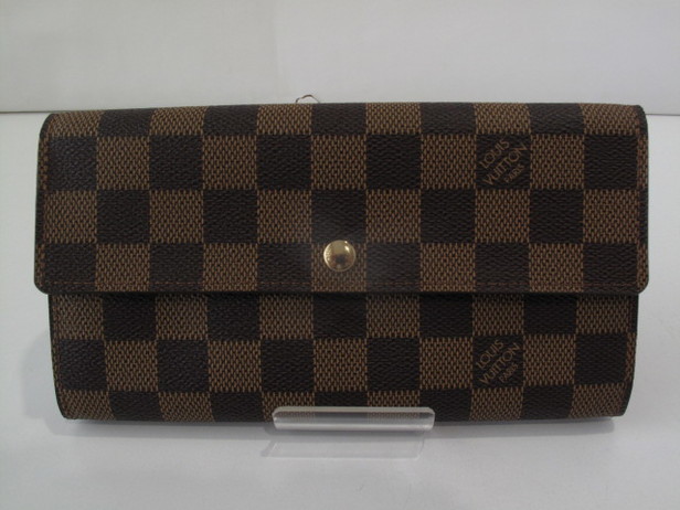 ポシェット・ポルト モネ カルト クレディ