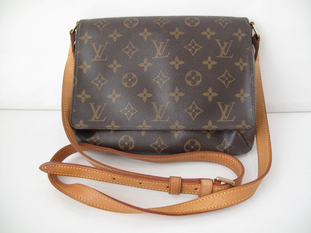 ミュゼットタンゴ ロングショルダー