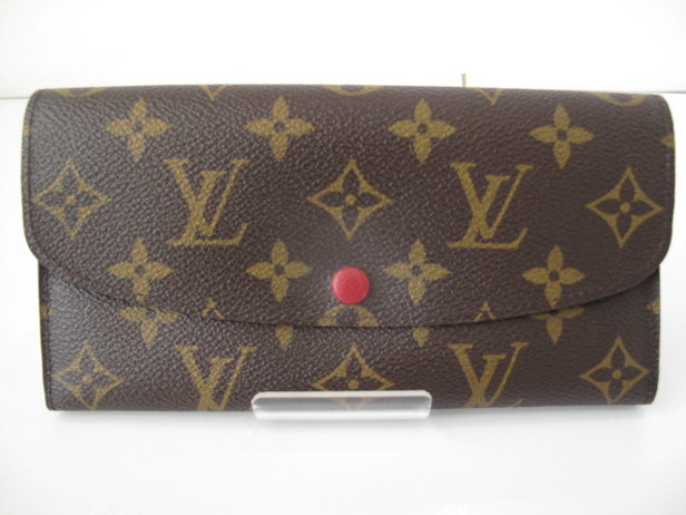 ポルトフォイユ・エミリー