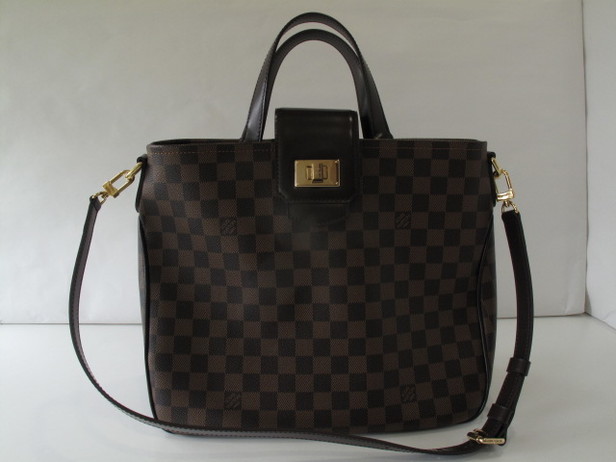 カバ・ローズベリー