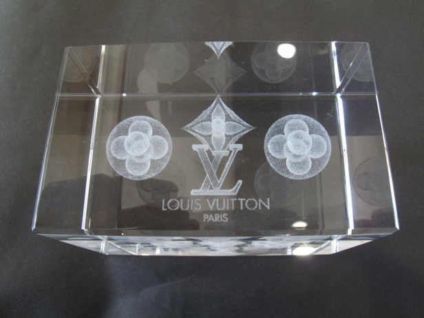 ペーパーウェイト