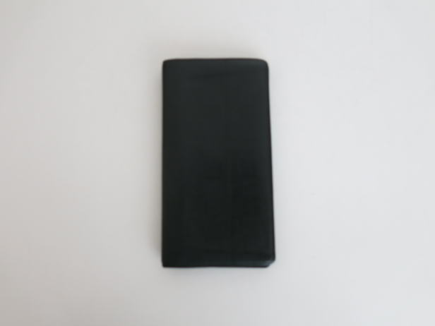 ポルトフォイユ・ブラザ