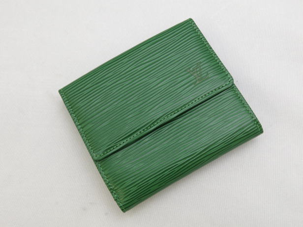 ポルトモネビエ カルト クレディ