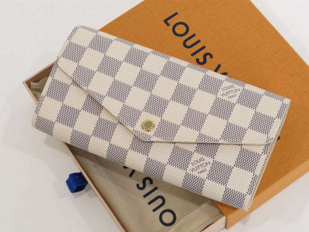 ポルトフォイユ・サラ