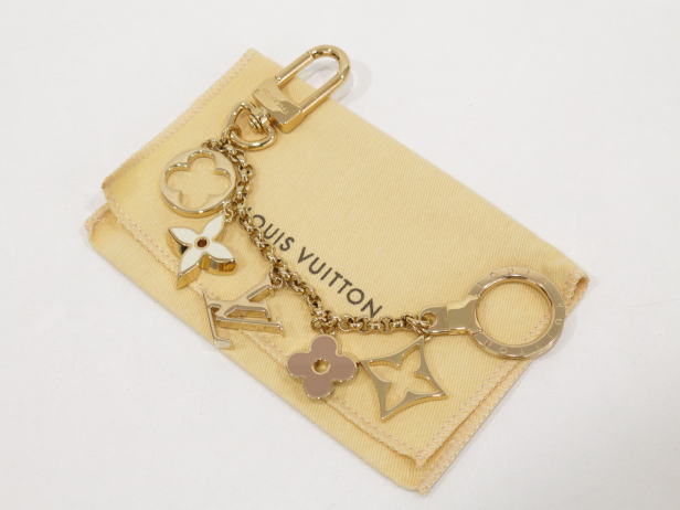 バッグチャーム・チェーン フルール ドゥ モノグラム