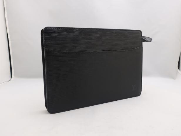 ポシェット・オム