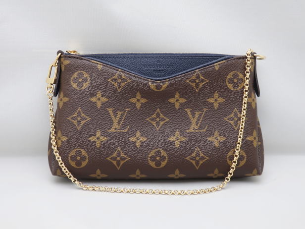 パラスクラッチ