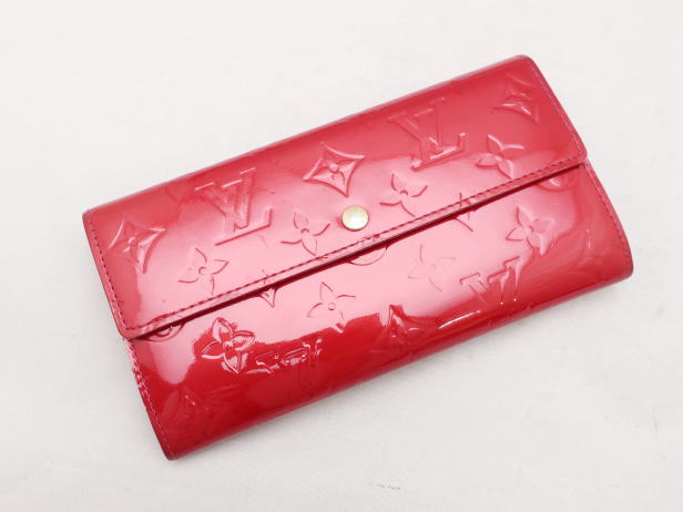 ポルトフォイユ・サラ