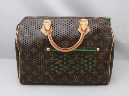 スピーディ３０