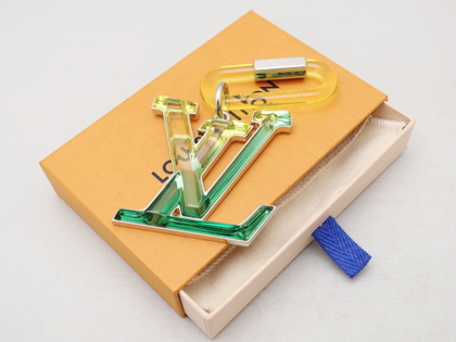 ビジューサックLVプリズムキーリング