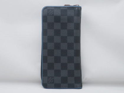 ジッピーウォレットヴェルティカル