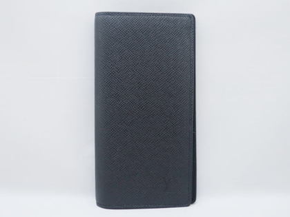 ポルトフォイユ・ブラザ