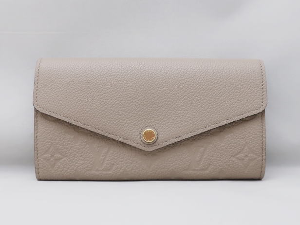 ポルトフォイユ・サラ