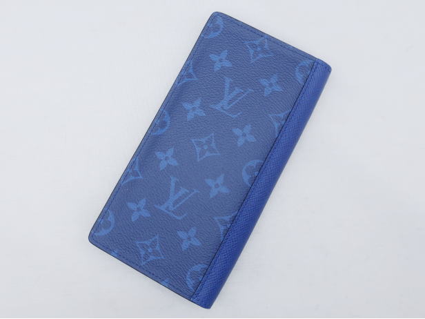 ポルトフォイユ・ブラザ