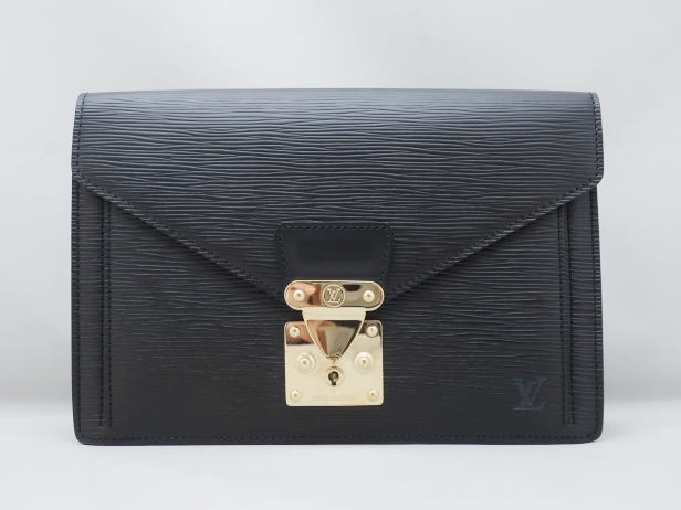 ポシェットセリエドラゴンヌ