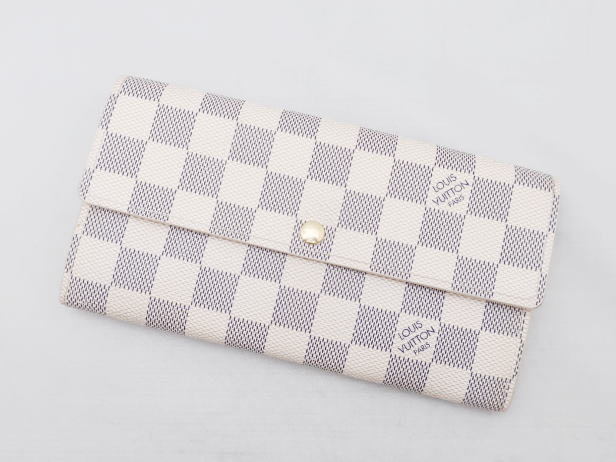 ポルトフォイユ・サラ