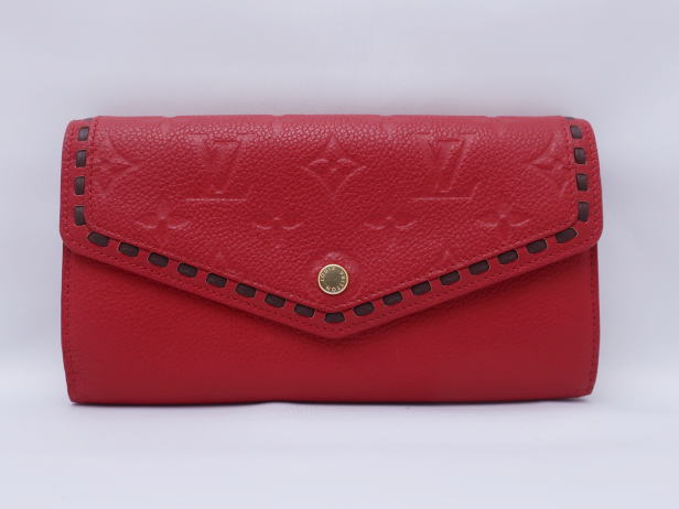 ポルトフォイユ・サラ