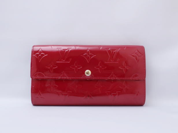 ポルトフォイユ・サラ