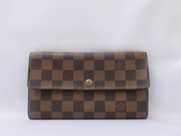 ポルトフォイユ・サラ