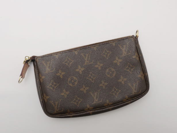 ポシェット･アクセソワール